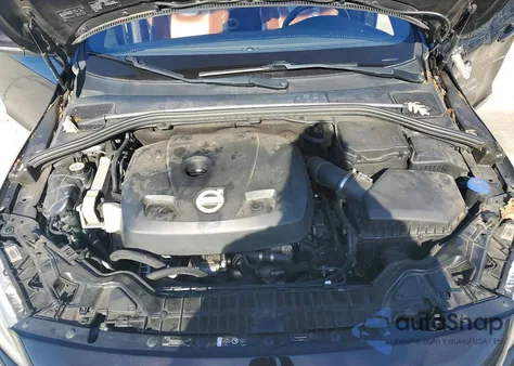 2015 Volvo V60 Premier z USA, uszkodzony, nr VIN YV140MEB0F1186803